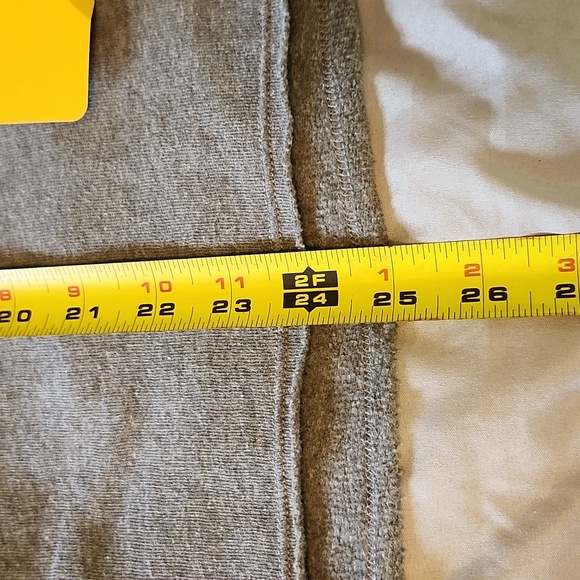 Women's Victoria's Secret Pink Sweatshirt W/Sequins Logo Size S - Picture 4 of 7